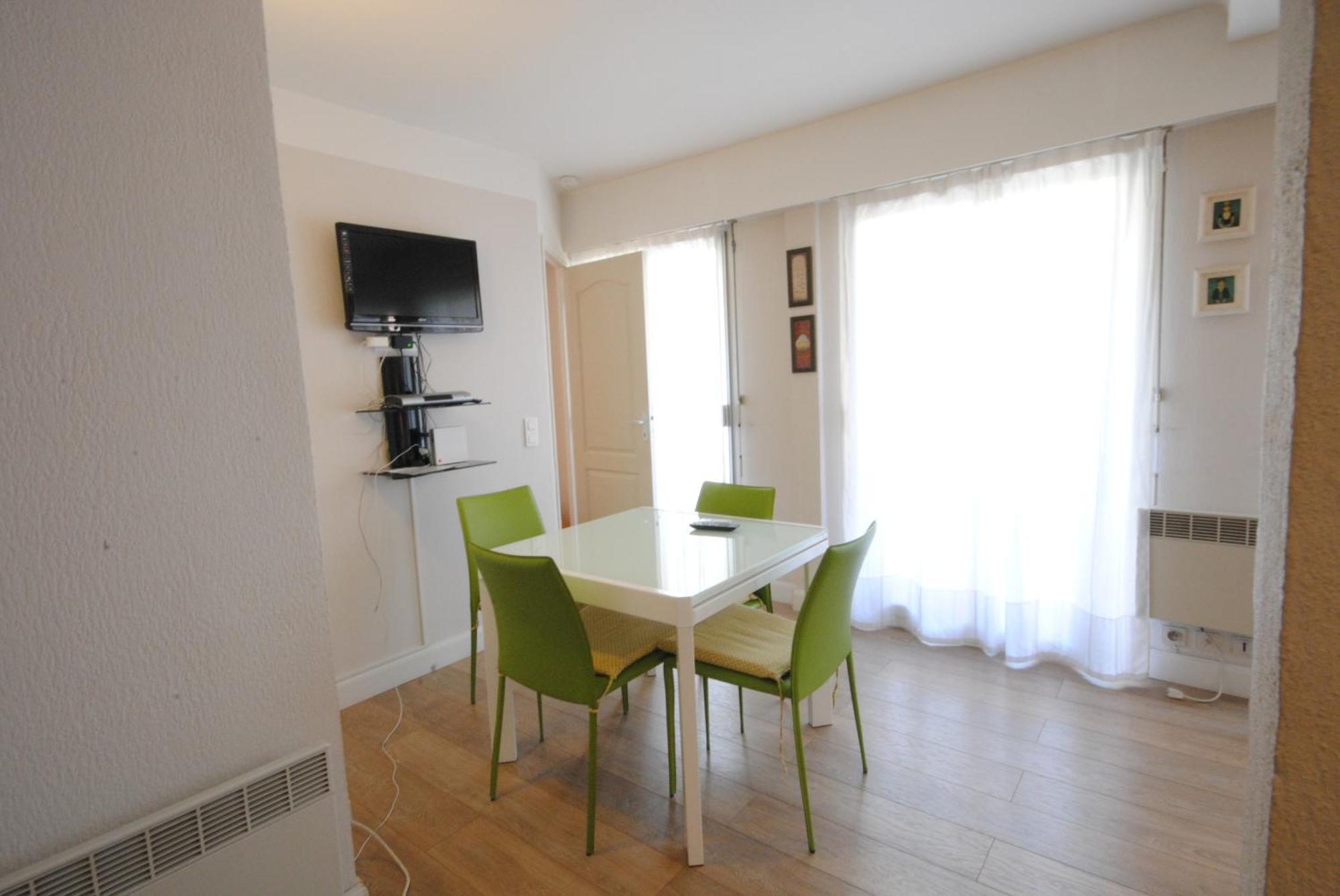 Superbe Confort Beg4012 Apartment